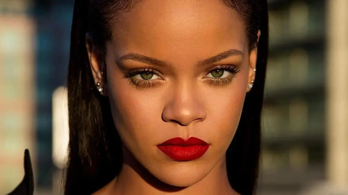 اگر پوست سبزه داری، این رنگ رژ لب رو از دست نده!