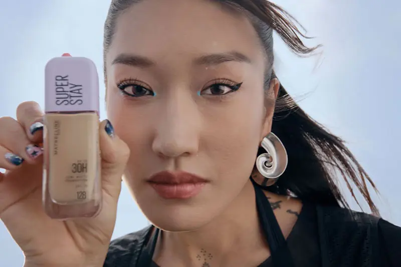 مقایسه کرم پودر شیگلم و کرم پودر میبلین با دیگر رقیبان